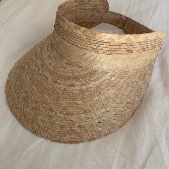 Handwoven palm visor - Picture 4 of 6